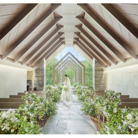 The Library by STRINGS：名駅徒歩8分【光と緑のチャペル】選べる会場＆和牛*オマール試食