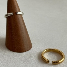 ａｔｅｌｉｅｒ　ＳＴ，ＣＡＴ:普段着に似合う、キラキラしないオーダー結婚指輪【Klimt】