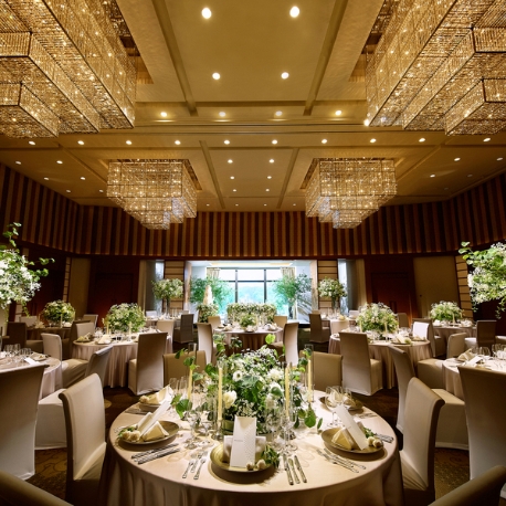 ザ・ペニンシュラ東京：【65名以上におすすめ】5つ星ホテル*特製スイーツ試食付き