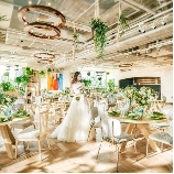 ａｍｐｅｒｓａｎｄ　Ｂｙ　ＬＡＧＵＮＡＶＥＩＬ　ＡＴＥＬＩＥＲ（アンパサンド　バイ　ラグナヴェール　アトリエ）のブライダルフェア画像