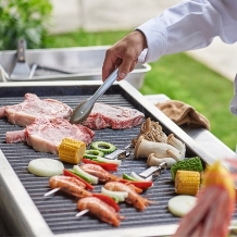 ムーンビーチセレクション/ワタベウェディング:【バニヤンツリー・ガーデンウェディング】2025年7月~2026年3月 挙式+BBQブッフェパーティ10名様プラン: