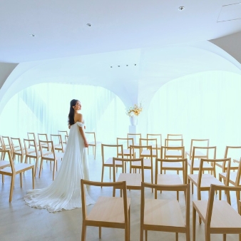 CRAZY GRANDE MAISON:【50名＊挙式＆披露宴／10ヶ月以内】オープン記念プラン50:余計なものが無い 洗練された美しい空間で、心を繋ぐ挙式