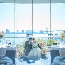 Ｔ’ＳＵＫＩ　ｓｕｒ　ｌａ　ｍｅｒ（ツキ　シュール　ラ　メール）:【駅1分×貸切】50名/260万円東京湾の絶景で叶える美食