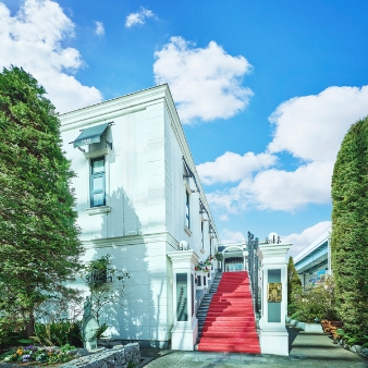 Ｔ’ＳＵＫＩ　ｓｕｒ　ｌａ　ｍｅｒ（ツキ　シュール　ラ　メール）のフェア画像