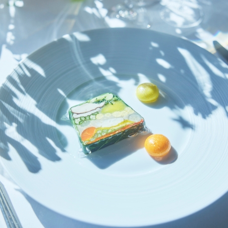 Ｔ’ＳＵＫＩ　ｓｕｒ　ｌａ　ｍｅｒ（ツキ　シュール　ラ　メール）：【15年星つきの味】五感で愉しむ絶景美食。至高のおもてなし体験