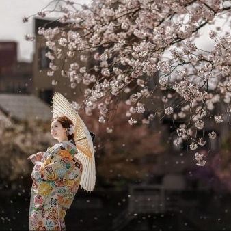 結婚式場：*和モダンで上質な1日*100年続く庭の中で和装もおすすめ