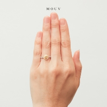 MOUV(モーブ):Aureole|婚約指輪にふりそそぐ光の輪