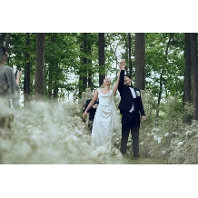 SONEKA:Wedding on earth:夏のロケーションと緑の中でのウェディングセレモニーをお届けします