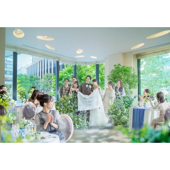 結婚式場：【OPEN記念特別特典付】丸の内で1組限定贅沢貸切W体験