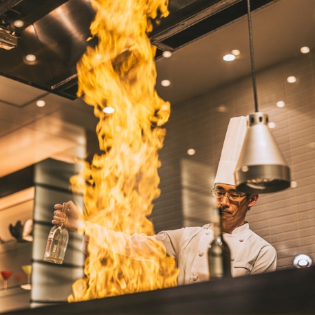 ＴＨＥ ＢＬＵＥ ｂｙ Ｎｏｔｒｅ Ｄａｍｅ ＭＡＲＩＮＯＡ：【おもてなし重視婚】レストランWでシェフ自慢の料理試食フェア
