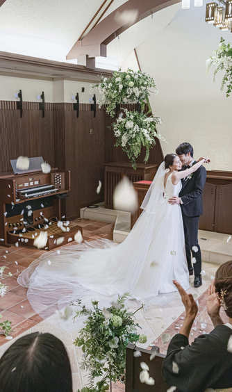 熊本ホテルキャッスル チャペル(挙式後は青空の下でアフターセレモニーを)画像 2-1