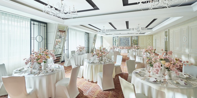 ホテル日航大阪 白鳥画像 1