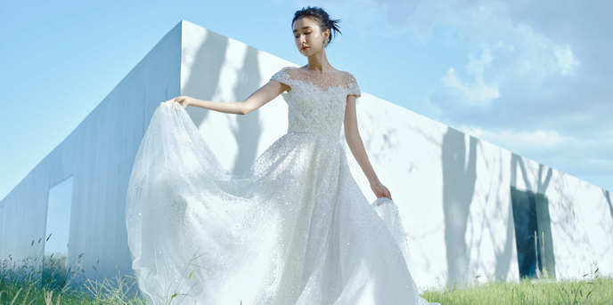 ホテル日航大阪 衣裳1画像 1