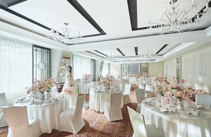 ホテル日航大阪 白鳥画像 1