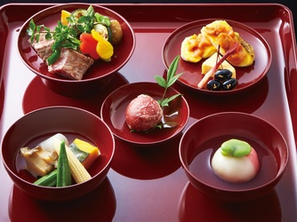 ホテルニューオータニ大阪 料理・ケーキ2画像 2-3