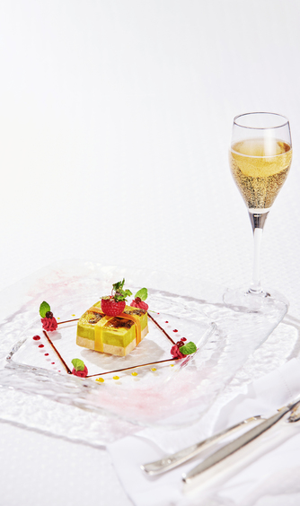 ホテルニューオータニ大阪 料理・ケーキ1画像 1-1