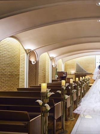 ホテルメトロポリタン エドモント チャペル(ブラウンが基調の優しく温かな雰囲気)画像 1-1