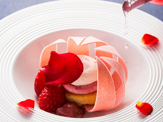 横浜迎賓館 料理・ケーキ3画像 2-4