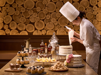 横浜迎賓館 料理・ケーキ1画像 1-2