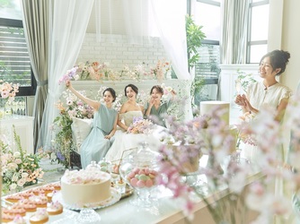 アルカンシエル luxe mariage 名古屋 エクラ|自在に雰囲気を変えられる白の会場画像 2-2