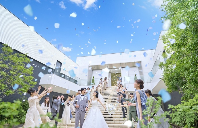 アルカンシエル luxe mariage 名古屋 チャペル(光溢れるチャペル×2025年8月*会場RENEWAL)画像 1