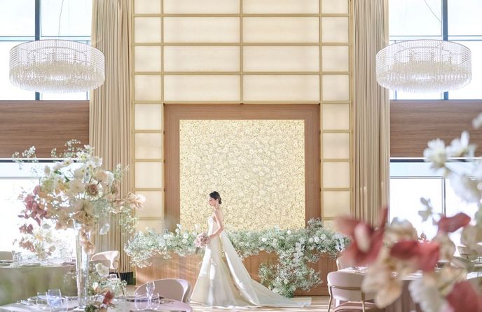 アルカンシエル横浜 luxe mariage 新会場『ルミエール』光の階段が入場を演出画像 2