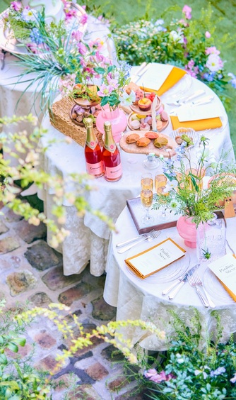 アールベルアンジェチャペル嵯峨野 ガーデンパーティー画像 2-1