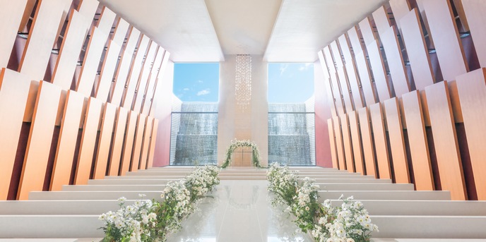 アクアリュクス チャペル(光と水がきらめくチャペル-SACRA-)画像 1