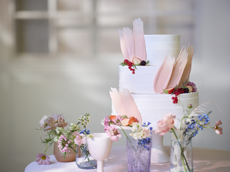 ホテルモントレ京都 優美なシャンデリア煌めく空間画像 2-1