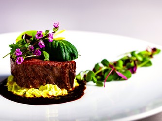 ホテルニューオータニ佐賀 料理・ケーキ2画像 2-3