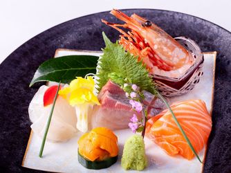 ホテルニューオータニ佐賀 料理・ケーキ4画像 2-2