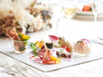 ホテルニューオータニ佐賀 【鳳凰の間】格調あるヨーロッパ貴族の邸宅画像 1-2