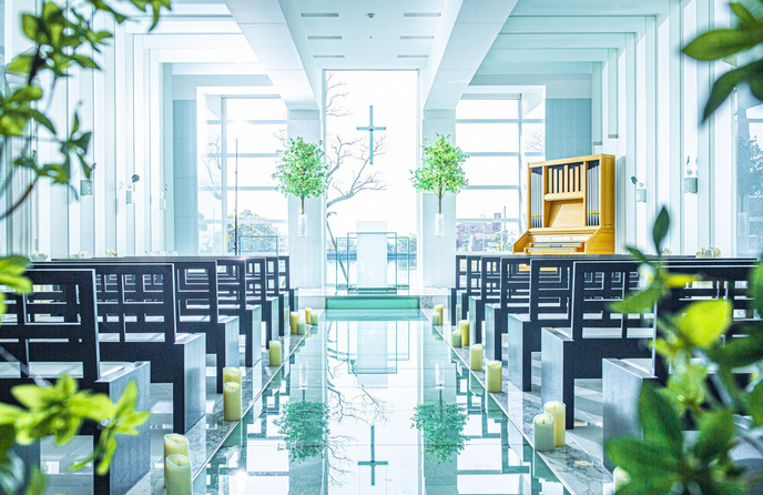 ホテルニューオータニ佐賀 チャペル(やさしい陽光がふたりを包み込むチャペル)画像 1