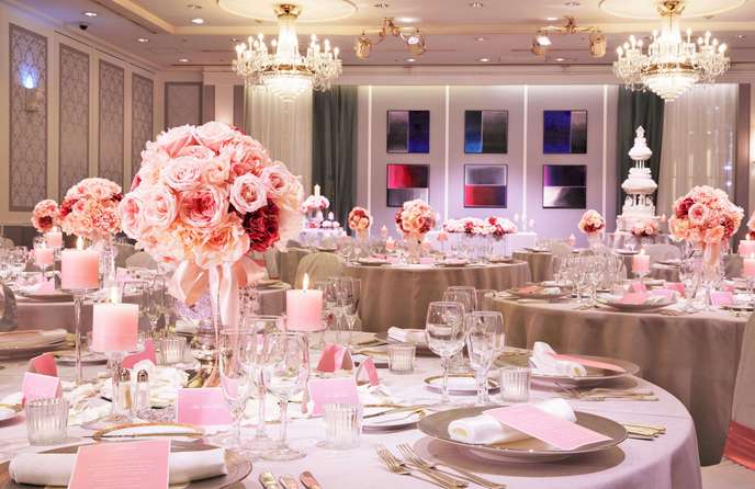 ホテルニューオータニ佐賀 【鳳凰の間】格調あるヨーロッパ貴族の邸宅画像 2