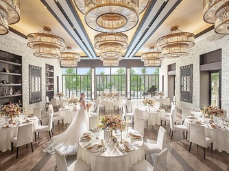 ビアンカーラ ヒルサイドテラス(BIANCARA HILLSIDE TERRACE) チャペル(ガラスのチャペル×天然石造りの貸切邸宅)画像 2-4