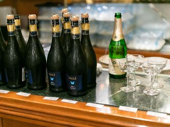 シンフォニークルーズウェディング 大型船最大パーティールーム【エンペラー】画像 2-3