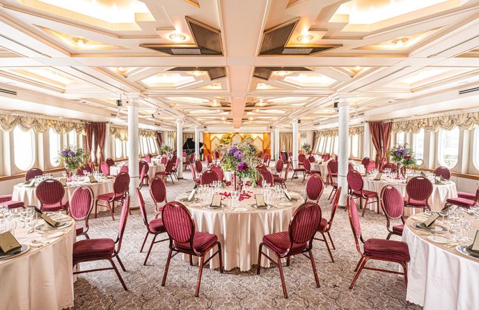 シンフォニークルーズウェディング 大型船最大パーティールーム【エンペラー】画像 1