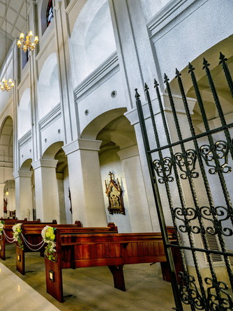 ラヴィーナ和歌山 教会(聖フランチェスカ大聖堂)画像 1-2