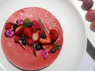 TERRACE GLANZ(テラスグランツ) 美味しさと見た目が好評のお料理・ケーキ画像 2-2