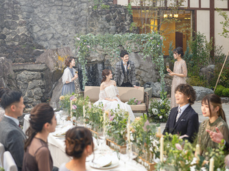 TERRACE GLANZ(テラスグランツ) 敷地内の屋外パーティのシーン画像 2-3