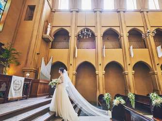 ベルナール酒田 チャペル(ゲストからの祝福に笑顔があふれる瞬間!)画像 2-2