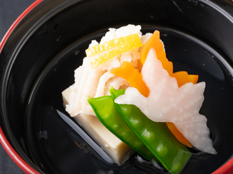 ベルナール酒田 料理・ケーキ2画像 2-2