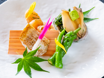 ベルナール酒田 料理・ケーキ3画像 2-4