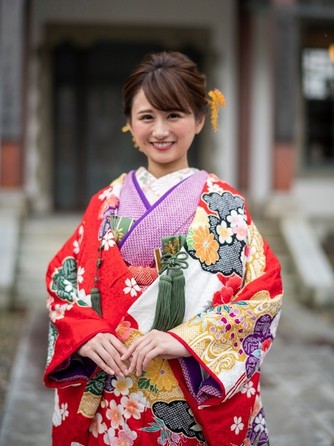 ベルナール酒田 衣裳3画像 2-1