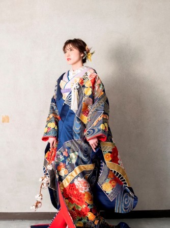 ピアザ ララ ルーチェ 衣裳2画像 2-1