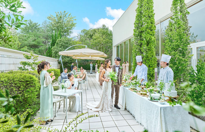 リアン トゥール VERT:隣接するガーデンは自由に遊べる空間画像 1