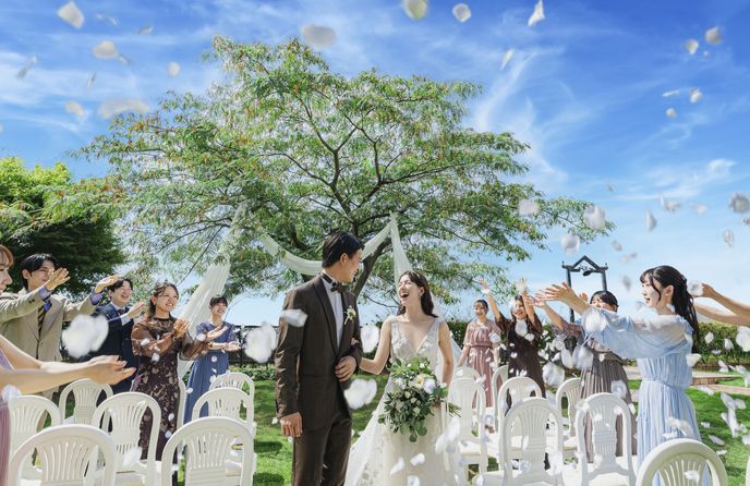 北ビワコホテル グラツィエ チャペル(ペット婚OK*青空の下誓い合うガーデン挙式)画像 1