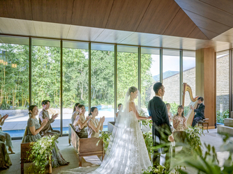 オリエンタルホテル 神戸・旧居留地 チャペル(自然光と水辺に囲まれた感動の挙式)画像 2-4