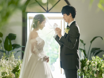 BELLE UN JOUR(ベルアンジュール) チャペル(光に包まれたチャペルからはじまる物語)画像 2-2