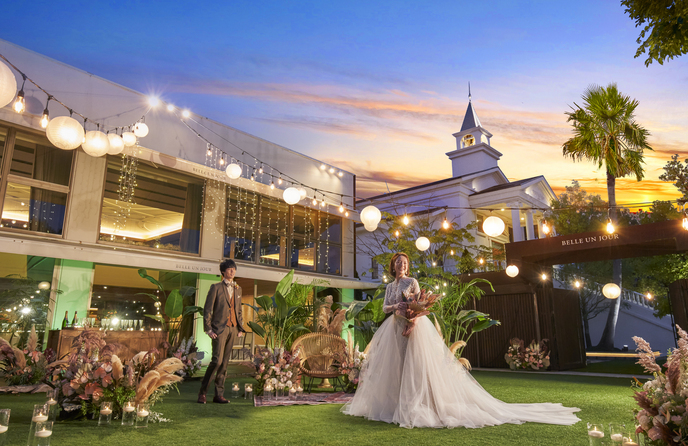 BELLE UN JOUR(ベルアンジュール) 庭園画像 1